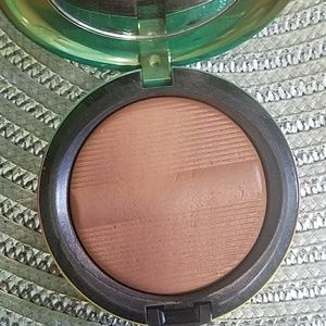 MAC golden rinse bronzer